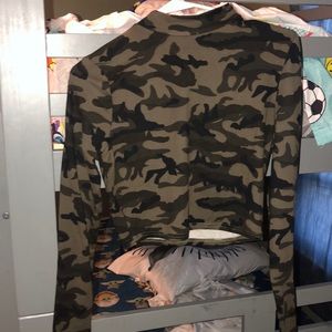 Army long sleeve crop top